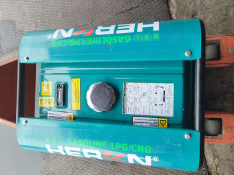 Malo použivana elektrocentrála max 2,4kw Heron - 3