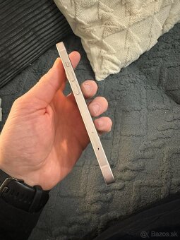 Predám iPhone 13 128gb - 3