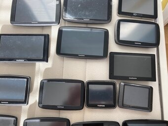 nefunkčné,alebo polofunkčné GPS - 3