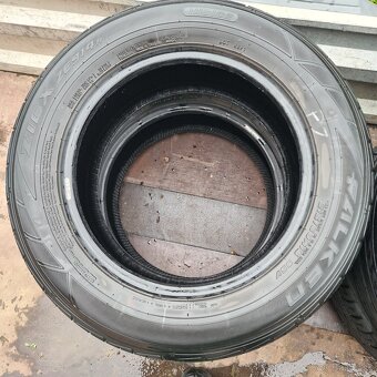 Pneumatiky 215/60 R16 - 3