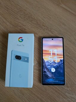 Google Pixel 7a - 3