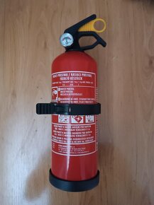 Haciaci prístroj do auta - 3