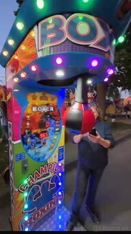 Zabavne stroje automaty boxer - 3