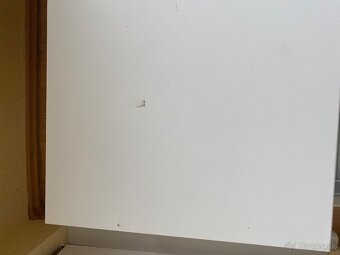 Stolík pod TV - 3