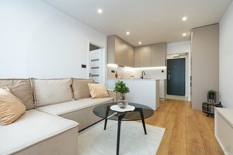 NA PREDAJ 2 IZBOVÝ BYT S LODŽIOU PO KOMPLETNEJ REKONŠTRUKCII - 3