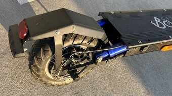 ELEKTRICKÁ KOLOBEŽKA CITY BOSS D1000LH ČIERNA - 3