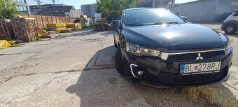 Mitsubishi Lancer Sportback 1.6 Mivec Invite - 3