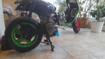 OPRAVY A UPRAVY MOTO - 3