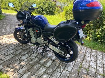 YAMAHA Fazer 1000 - 3