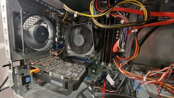 Herný PC + monitor, klávesnica, myš - 3