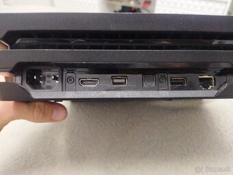 PS4 PRO 400gb SSD, + 2X OVLÁDAČ - 3