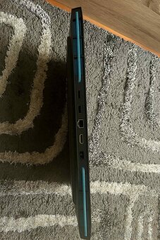 Lenovo LOQ 15IRH8 - 3