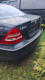 Mercedes-Benz W203 (Diely) - 3