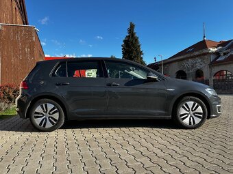 Volkswagen Golf e - 3
