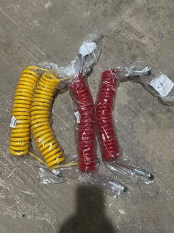 prepojovacie elektrické káble + vzduchové hadice - 3