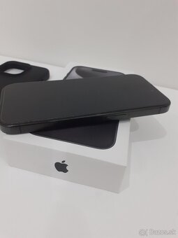 Iphone 15 PRO 256 GB Black Titanium - 3