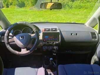 Honda Jazz 1.2 benzín – r.v. 2004, úsporné a spoľahlivé auto - 3