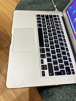 MacBook Air 13– top stav, originál krabica + nabíjačka - 3