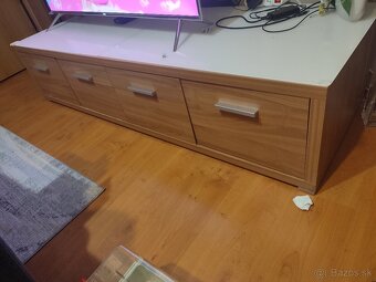 Obývačková stena – vitrína + skrinka + TV stolík + zástena - 3