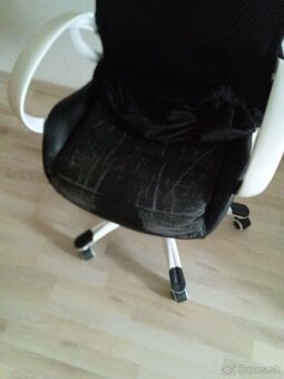 kancelárska stolička - 3