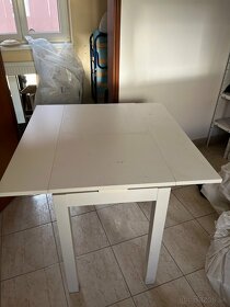 Predám zachovalý biely stôl - 3