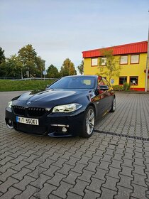 BMW F10 550xi V8 řada 5 330kw - 3