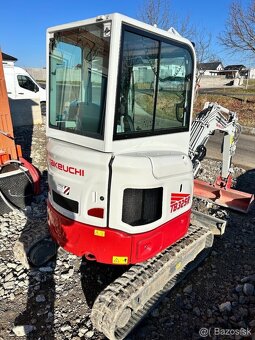 Takeuchi Tb325r - 3