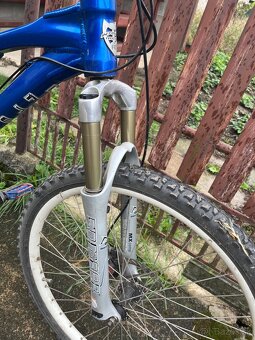 Horský bicykel značky Intense Tazer - 3