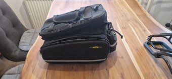 Nosič Topeak s taškou - 3