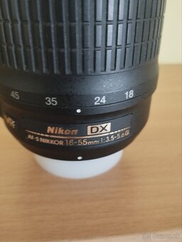 objektív Nikon 18-55+ slnečná clona - 3