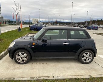 Mini Cooper 1.6 R56 88kw benzín - 3
