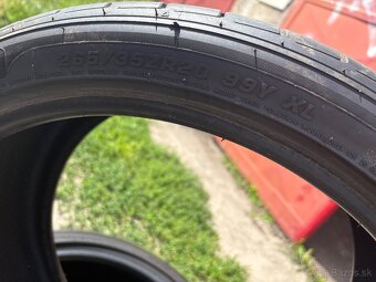 265/35 R20 - 3