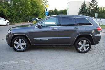 Jeep Grand Cherokee 3.0L V6 TD Overland⭐ A/T⭐ - 3