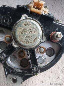 Predám nový regler a alternátor volga , uaz , gaz - 3