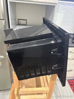 Vstavaná mikrovlnná rúra - 3