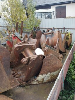 Predám lyžice na traktobágre JCB 3CX,4CX, Fiat kobelko, new - 3