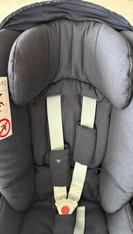 Predám autosedačku Maxi Cosi MiloFix - 3