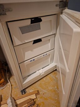 Chladnička s mrazničkou - 3