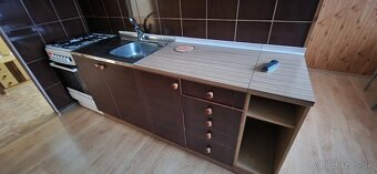 Kuchynská linka - 3