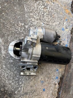 Štartér Bmw 3.0 diesel 190kW r.v. 2014 - 3