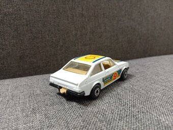 Matchbox Ford Escort RS 2000, Lesney England - 3