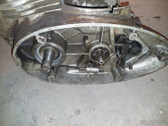 Motor jawa 250 353 - 3