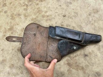 Nemecké puzdro P38 - 3