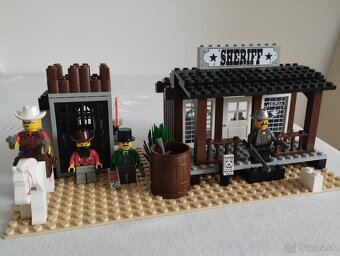 LEGO Western 6755 Sheriff's Lock-Up - 3