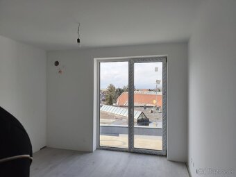 2 izbové byty v novostavbe pri Bratislave - 3
