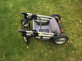 Kočík Abc Viper 4 + vajíčko s isofix konzolou - 3