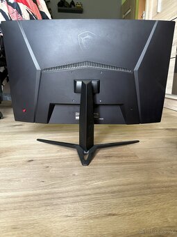 Predám Herný Monitor 27" MSI Optix g27c4 - 3