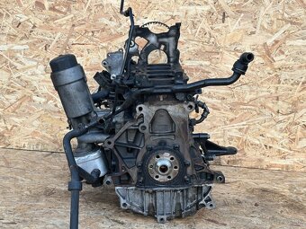1.9 TDI 85kw AUY Blok motora - 3