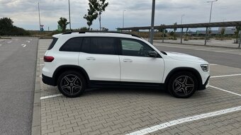 Mercedes-Benz GLB 220d 4MATIC AMG LINE - 3
