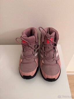 Topanky Adidas terex veľkosť 35 - 3